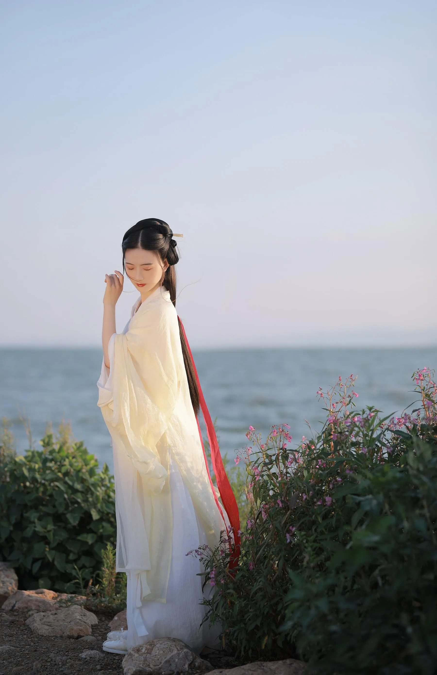 [YITUYU艺图语]2022.08.24 山月不知心底事 Z [30P]插图